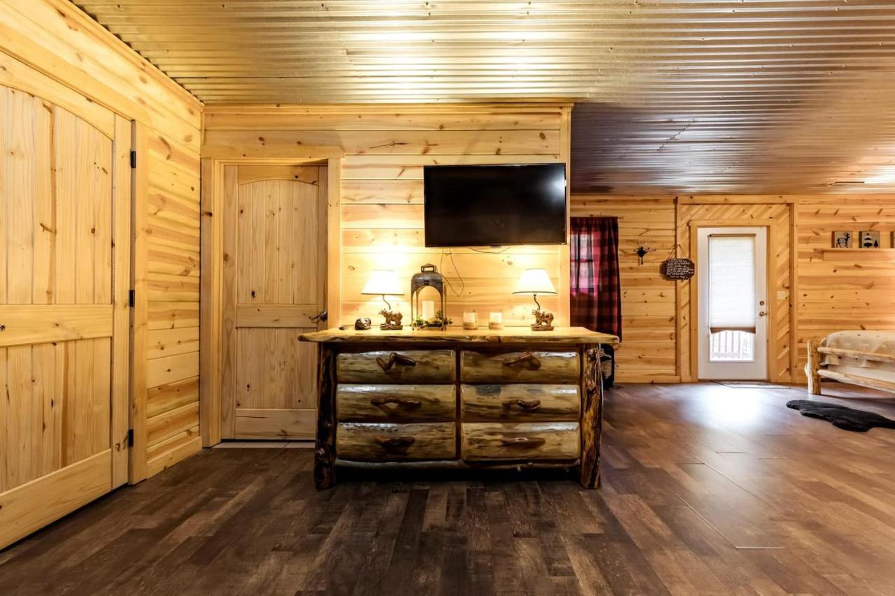 Smoky Mtn Hideaway - Cabin W/ Hot Tub & Pool Table Villa Sevierville Exterior photo
